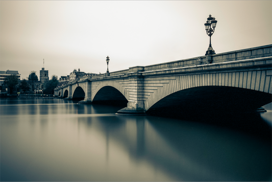 Photograph of putney bridge on the river thames in south west london